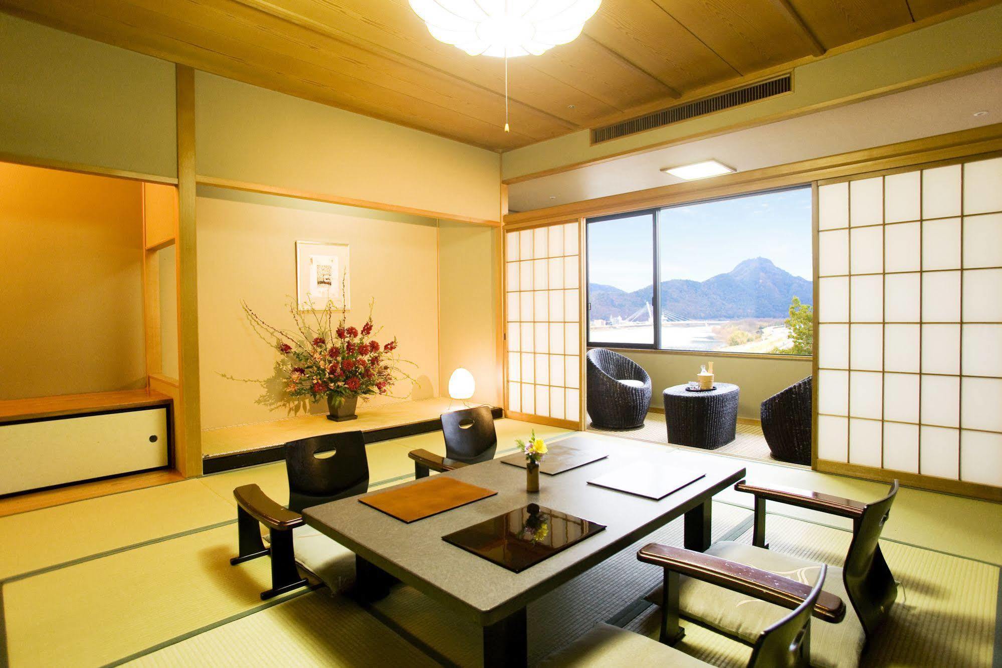 长良川之乡酒店 3* 岐阜